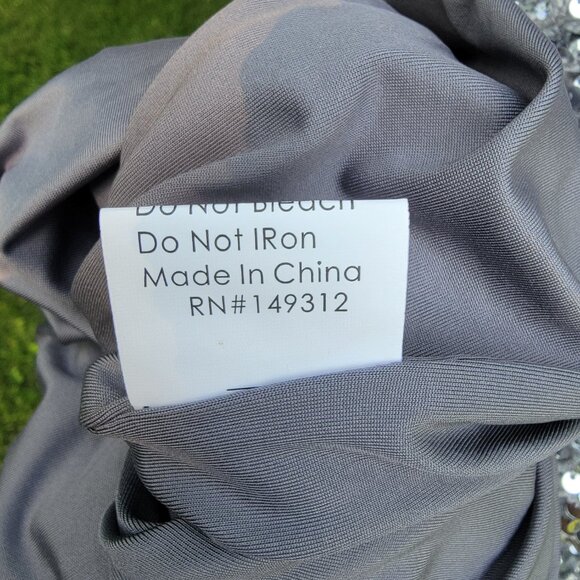 Selfie Leslie Miramar Backless Sequin Dress Silver Medium NWT - Picture 8 of 12